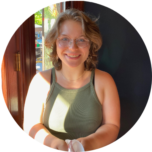 Welcome to Spines &&nbsp;Stitches